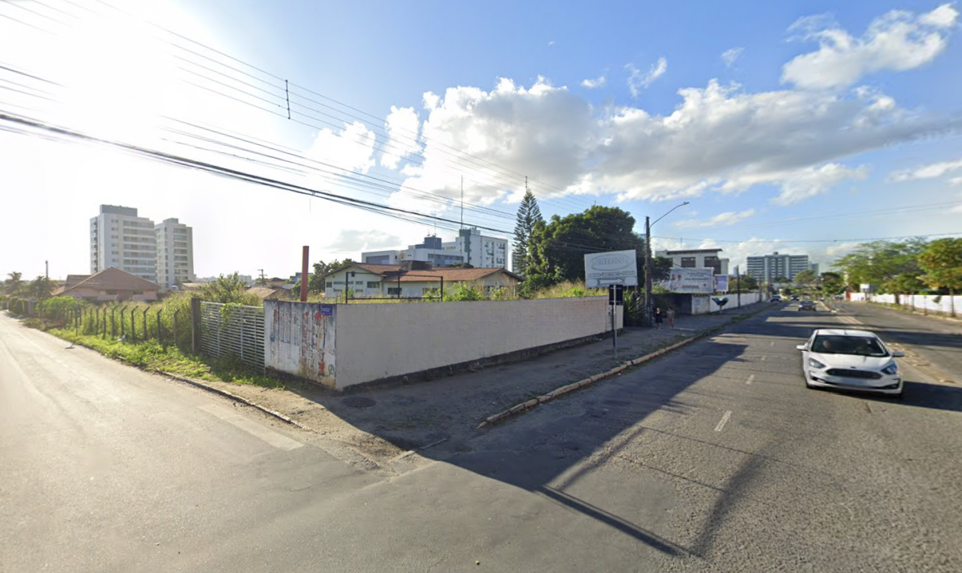 Lote / Terreno Comercial Para Vender no bairro Catole em Campina Grande
