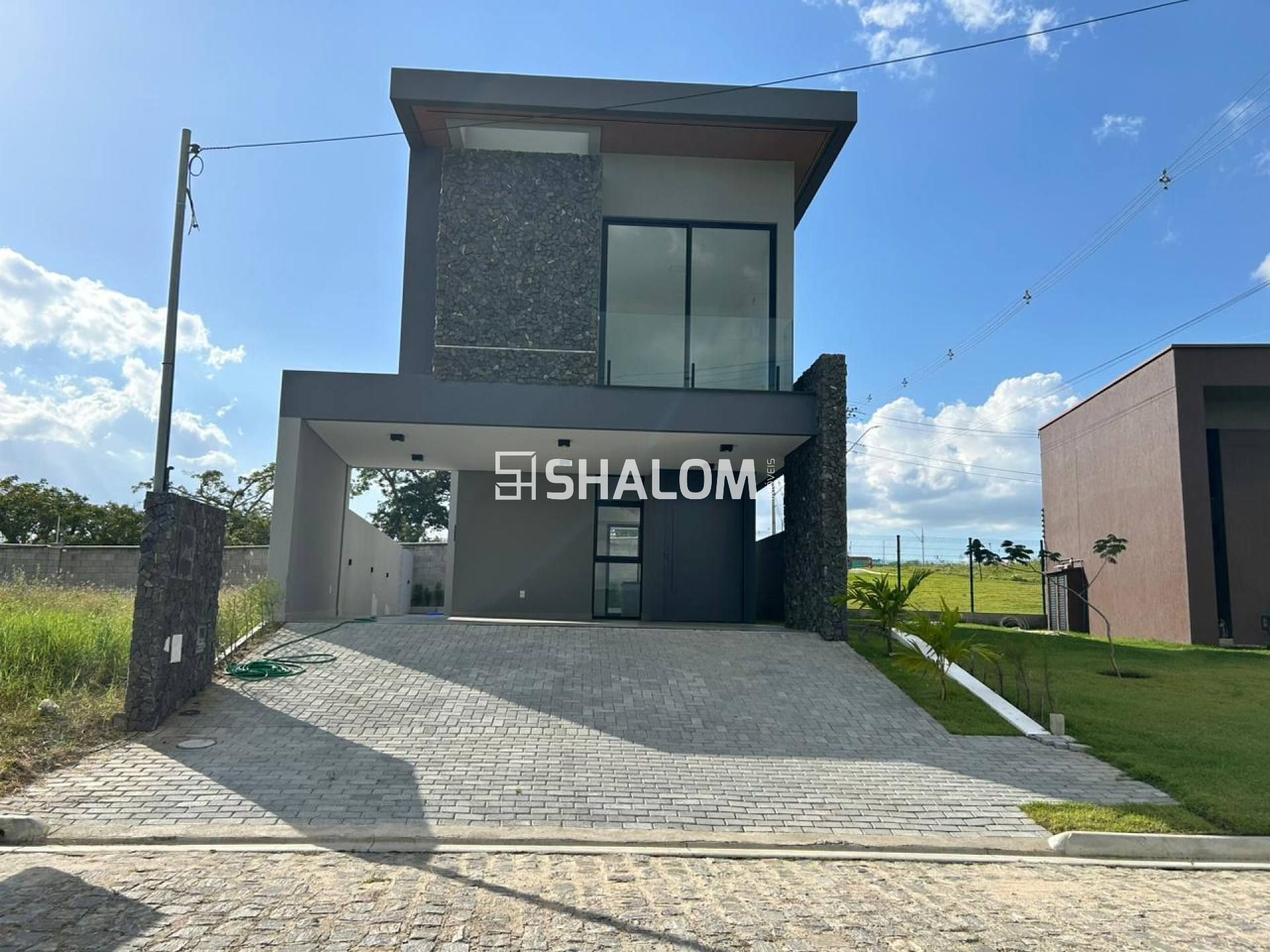 Casa Duplex de Condomínio para Vender no Teriva em Campina Grande - PB