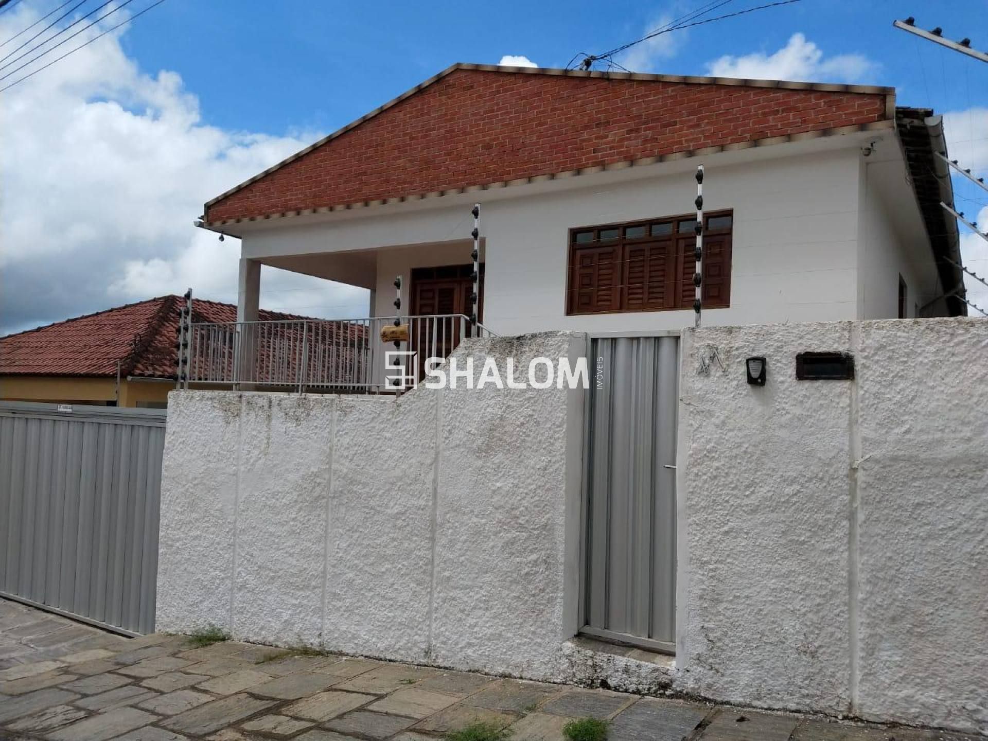 Casa para Vender com 3 quartos 1 suíte no Bairro Alto Branco em Campina Grande-PB