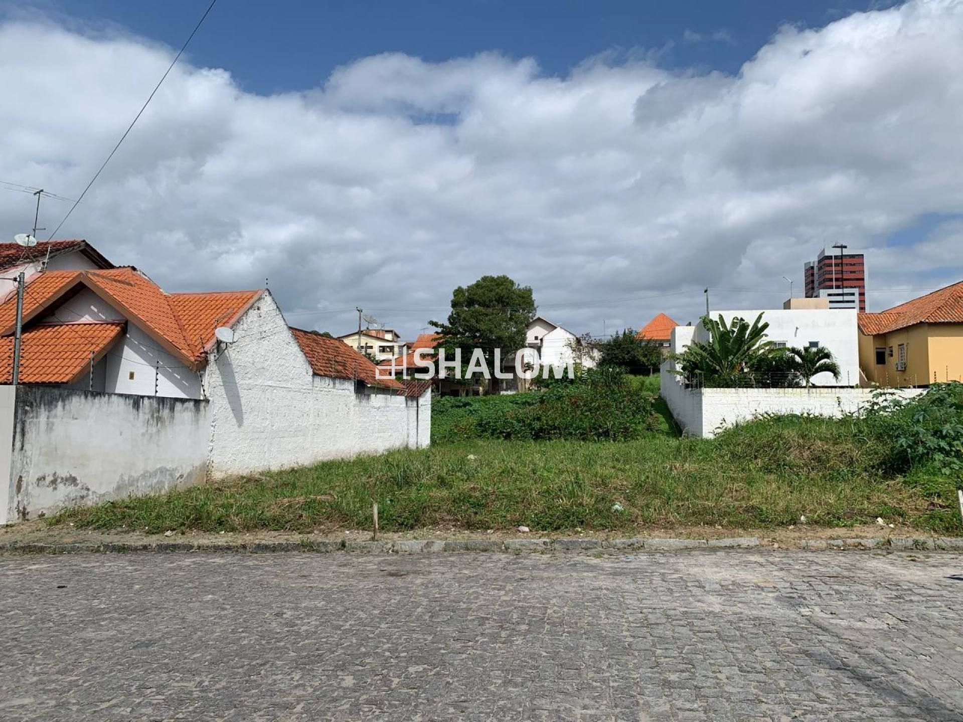 Lote / Terreno para Vender no Bairro: Jardim Tavares em Campina Grande-PB