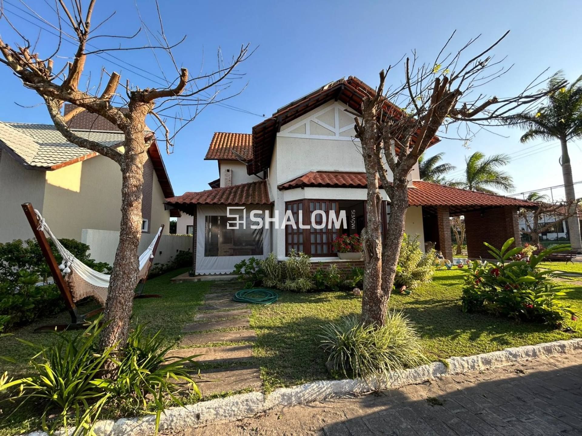 Casa no Condomínio Monte Carmelo Privê para Vender com 5 quartos 4 suítes no em Bananeiras-PB