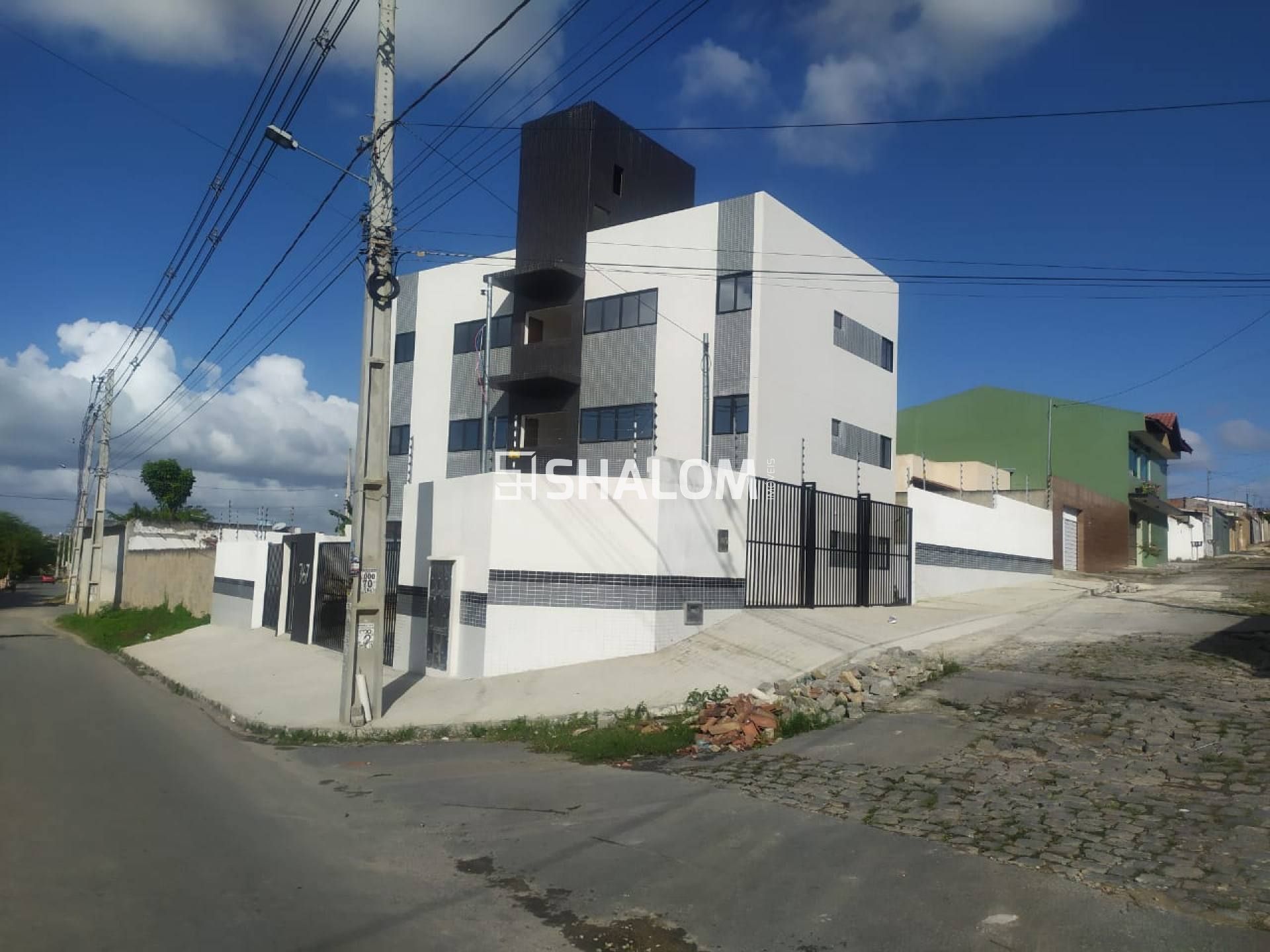 Apartamentos para Vender com 2 quartos no Bairro Malvinas em Campina Grande-PB