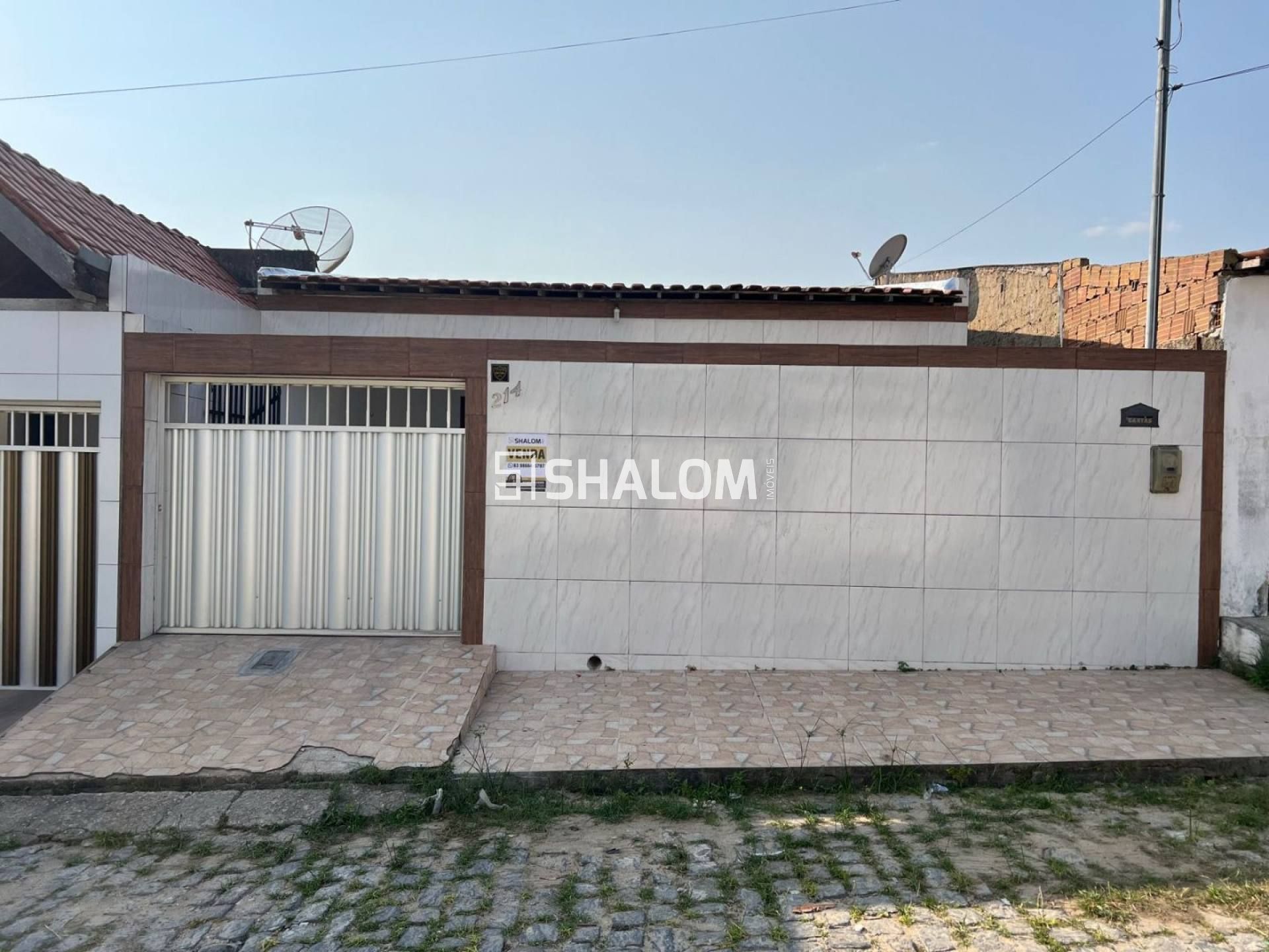 Casa para Vender com 3 quartos no Bairro Três Irmãs em Campina Grande - PB