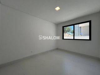 Casa Duplex para Vender com 4 suítes no Condomínio Alphaville no Bairro Mirante em Campina Grande-PB