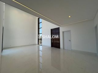 Casa Duplex para Vender com 4 suítes no Condomínio Alphaville no Bairro Mirante em Campina Grande-PB
