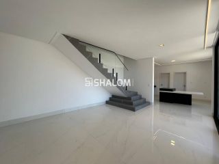 Casa Duplex para Vender com 4 suítes no Condomínio Alphaville no Bairro Mirante em Campina Grande-PB