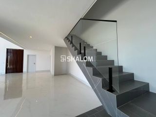 Casa Duplex para Vender com 4 suítes no Condomínio Alphaville no Bairro Mirante em Campina Grande-PB