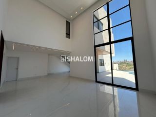Casa Duplex para Vender com 4 suítes no Condomínio Alphaville no Bairro Mirante em Campina Grande-PB