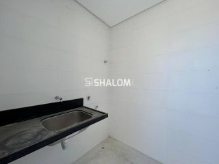 Casa Duplex para Vender com 4 suítes no Condomínio Alphaville no Bairro Mirante em Campina Grande-PB