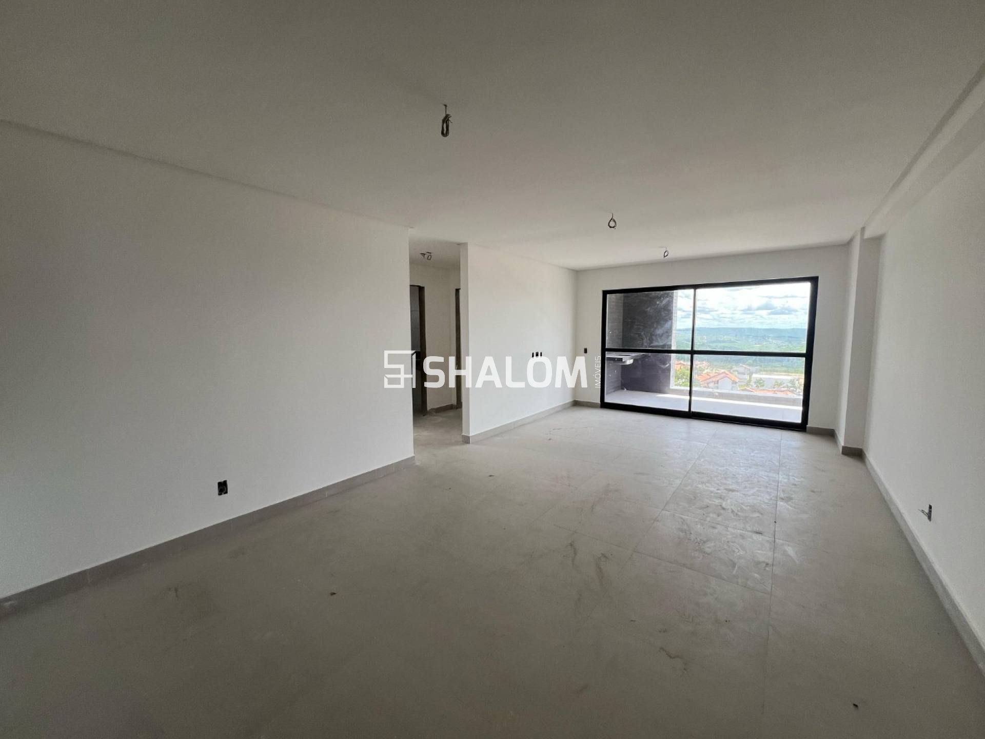 Apartamento para vender na UNI 501, bairro Jardim Tavares, Campina Grande-PB