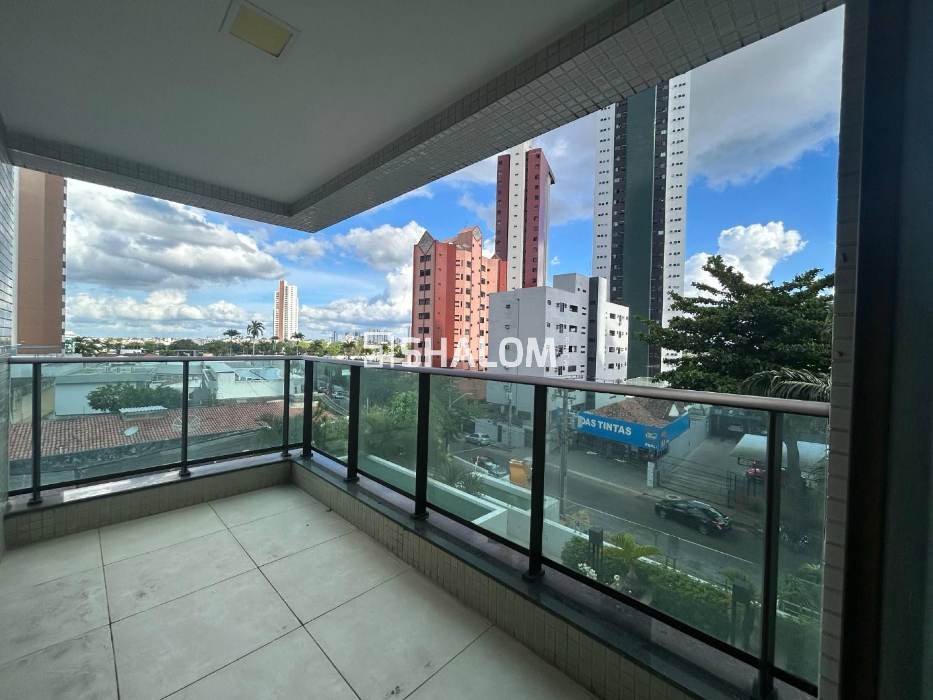 Apartamento para Vender no Cristiano Lauritzen Residence, com 3 quartos sendo 2 suítes no Bairro São José em Campina Grande