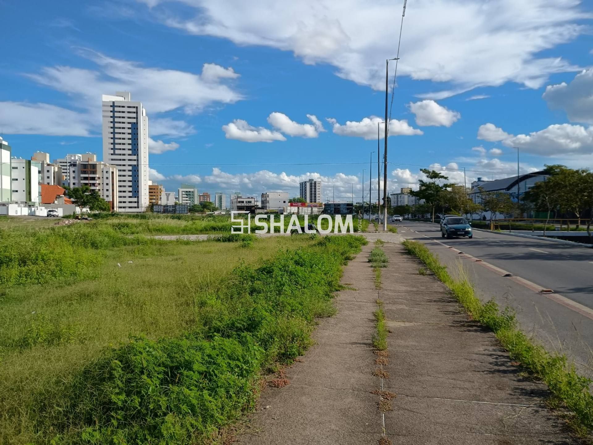 Lote / Terreno Comercial Para Alugar no bairro do Catolé