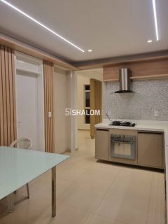 Casa para Vender no Condomínio Alphaville com 4 quartos sendo 3 suítes em Campina Grande - PB