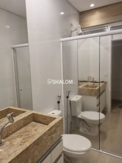 Casa para Vender no Condomínio Alphaville com 4 quartos sendo 3 suítes em Campina Grande - PB