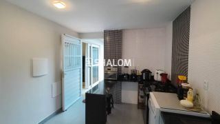 Casa para Vender com 3 suítes no Bairro Jardim Tavares em Campina Grande - PB