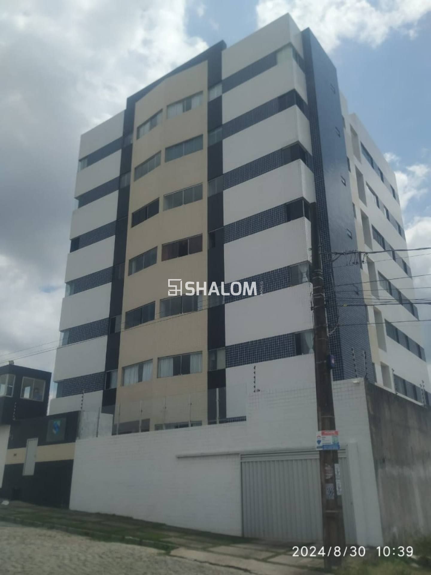 Apartamento para Vender no Residencial Almeida Freire com 2 quartos sendo 1 suíte no bairro Alto Branco em Campina Grande - PB