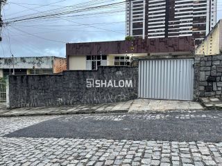 Casa para Vender com 6 quartos sendo 2 suítes no bairro da Prata em Campina Grande - PB