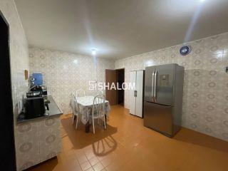 Casa para Vender com 6 quartos sendo 2 suítes no bairro da Prata em Campina Grande - PB