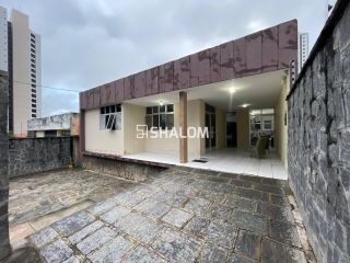 Casa para Vender com 6 quartos sendo 2 suítes no bairro da Prata em Campina Grande - PB