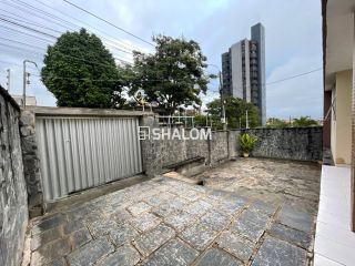 Casa para Vender com 6 quartos sendo 2 suítes no bairro da Prata em Campina Grande - PB