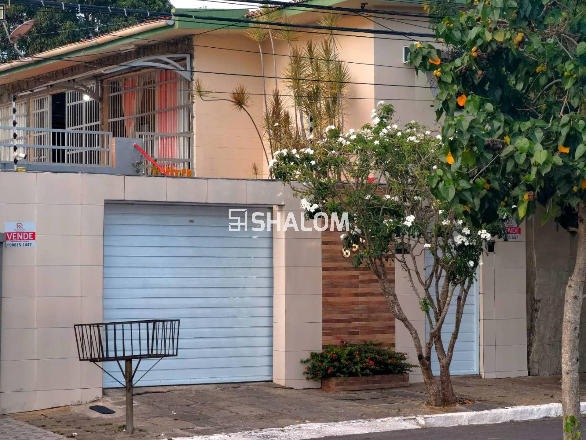 Casa para Vender com 4 quartos sendo 2 suítes no Jardim Quarenta em Campina Grande - PB