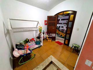 Casa para Vender com 4 quartos sendo 2 suítes no Jardim Quarenta em Campina Grande - PB