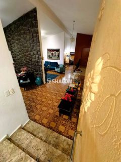 Casa para Vender com 4 quartos sendo 2 suítes no Jardim Quarenta em Campina Grande - PB