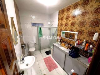 Casa para Vender com 4 quartos sendo 2 suítes no Jardim Quarenta em Campina Grande - PB