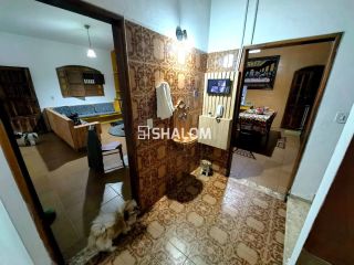 Casa para Vender com 4 quartos sendo 2 suítes no Jardim Quarenta em Campina Grande - PB