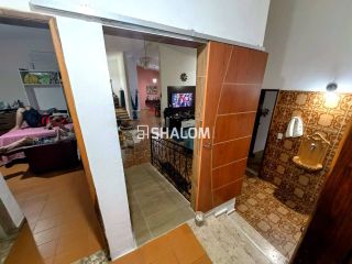 Casa para Vender com 4 quartos sendo 2 suítes no Jardim Quarenta em Campina Grande - PB