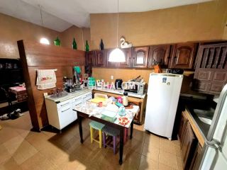 Casa para Vender com 4 quartos sendo 2 suítes no Jardim Quarenta em Campina Grande - PB
