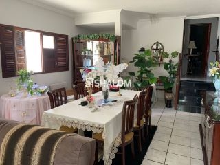 Casa para Vender com 3 quartos sendo 1 suíte no bairro Santa Rosa em Campina Grande - PB