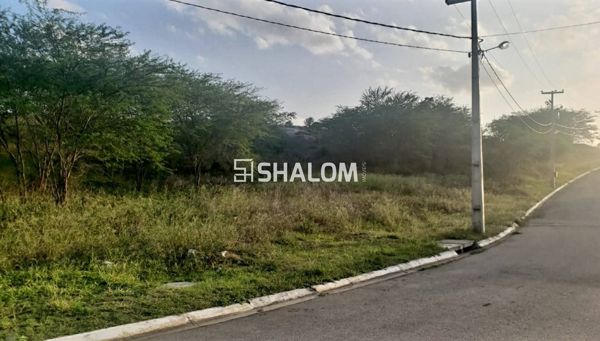 Lote para Vender no Condomínio Campos do Conde em Campina Grande - PB