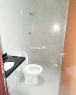 Casa para Vender com 2 quartos sendo 1 suíte no bairro Universitário em Campina Grande - PB