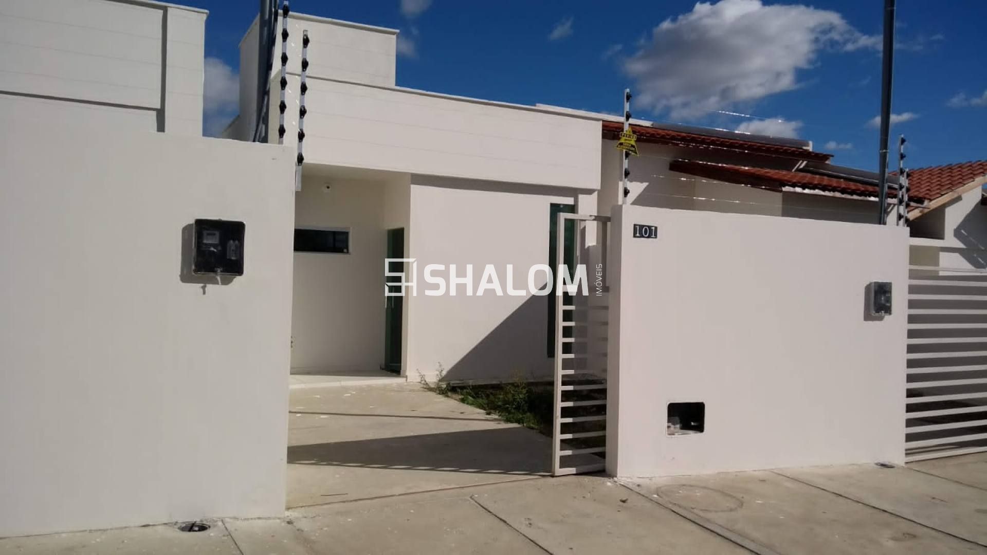 Casa para Vender com 2 quartos sendo 1 suíte no Loteamento Terra Nova no bairro Santa Rosa em Campina Grande - PB