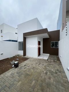 Casas para Vender com 3 quartos sendo 1 suíte no bairro Santa Rosa em Campina Grande - PB