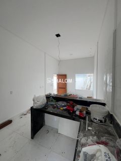 Casas para Vender com 3 quartos sendo 1 suíte no bairro Santa Rosa em Campina Grande - PB