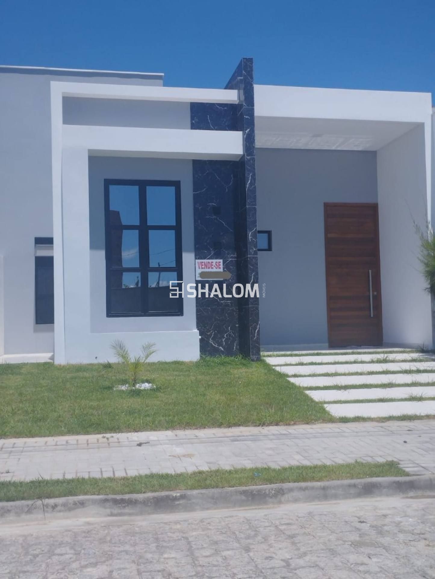 Casa para Vender com 3 quartos sendo 1 suíte no Condomínio Monteville Residence Privê no bairro Malvinas em Campina Grande - PB