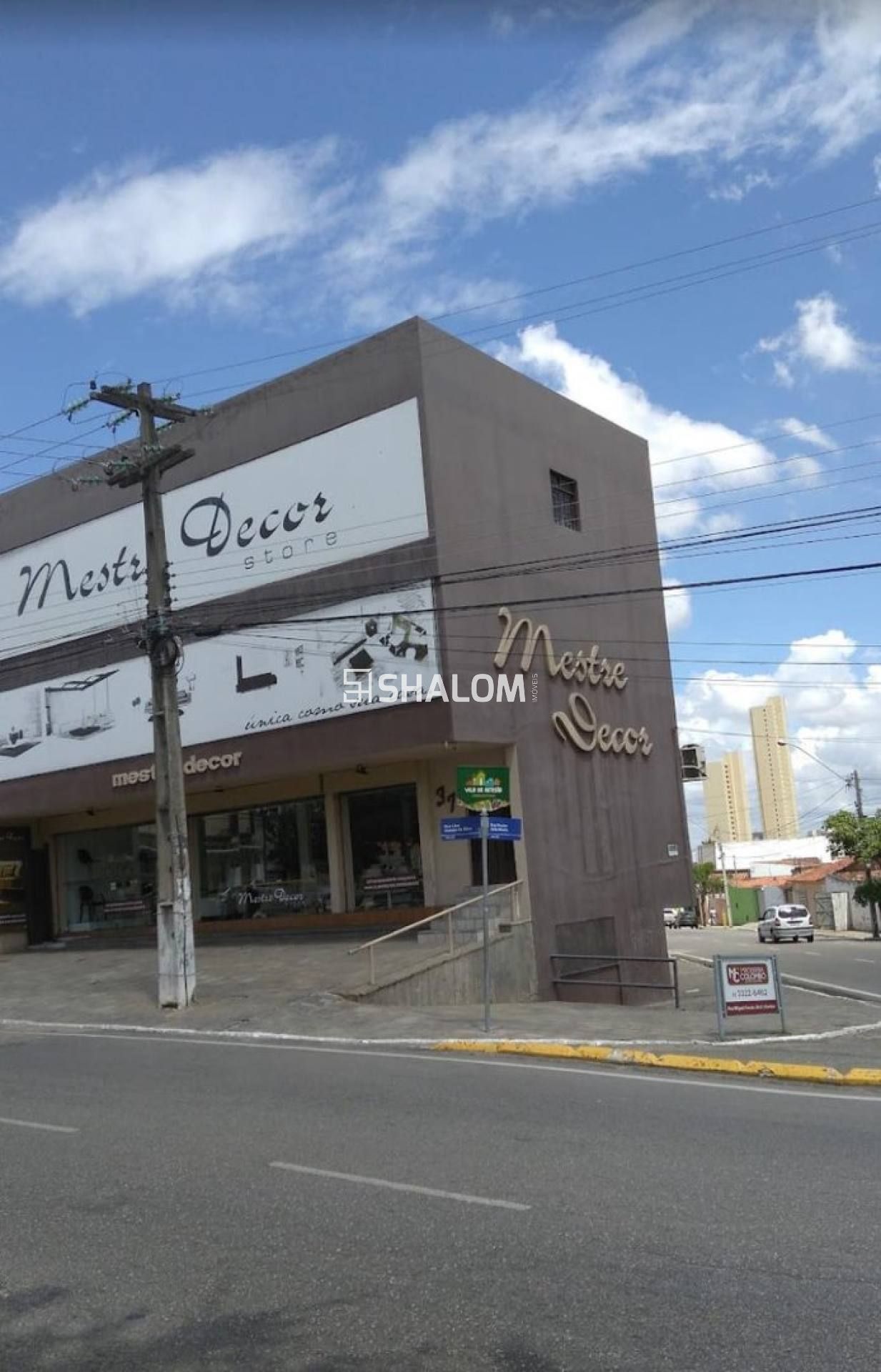 Ponto Comercial com Subsolo e 2 Apartamentos para Alugar no bairro São José em Campina Grande - PB