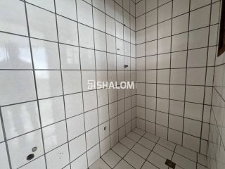 Ponto Comercial com Subsolo e 2 Apartamentos para Alugar no bairro São José em Campina Grande - PB