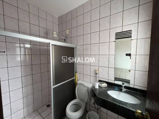 Ponto Comercial com Subsolo e 2 Apartamentos para Alugar no bairro São José em Campina Grande - PB