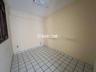 Ponto Comercial com Subsolo e 2 Apartamentos para Alugar no bairro São José em Campina Grande - PB