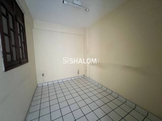 Ponto Comercial com Subsolo e 2 Apartamentos para Alugar no bairro São José em Campina Grande - PB