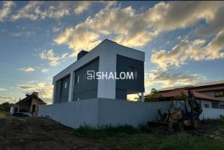 Casa para Vender/Alugar com 3 suítes no Condomínio Campos do Conde em Campina Grande - PB