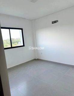 Casa para Vender/Alugar com 3 suítes no Condomínio Campos do Conde em Campina Grande - PB