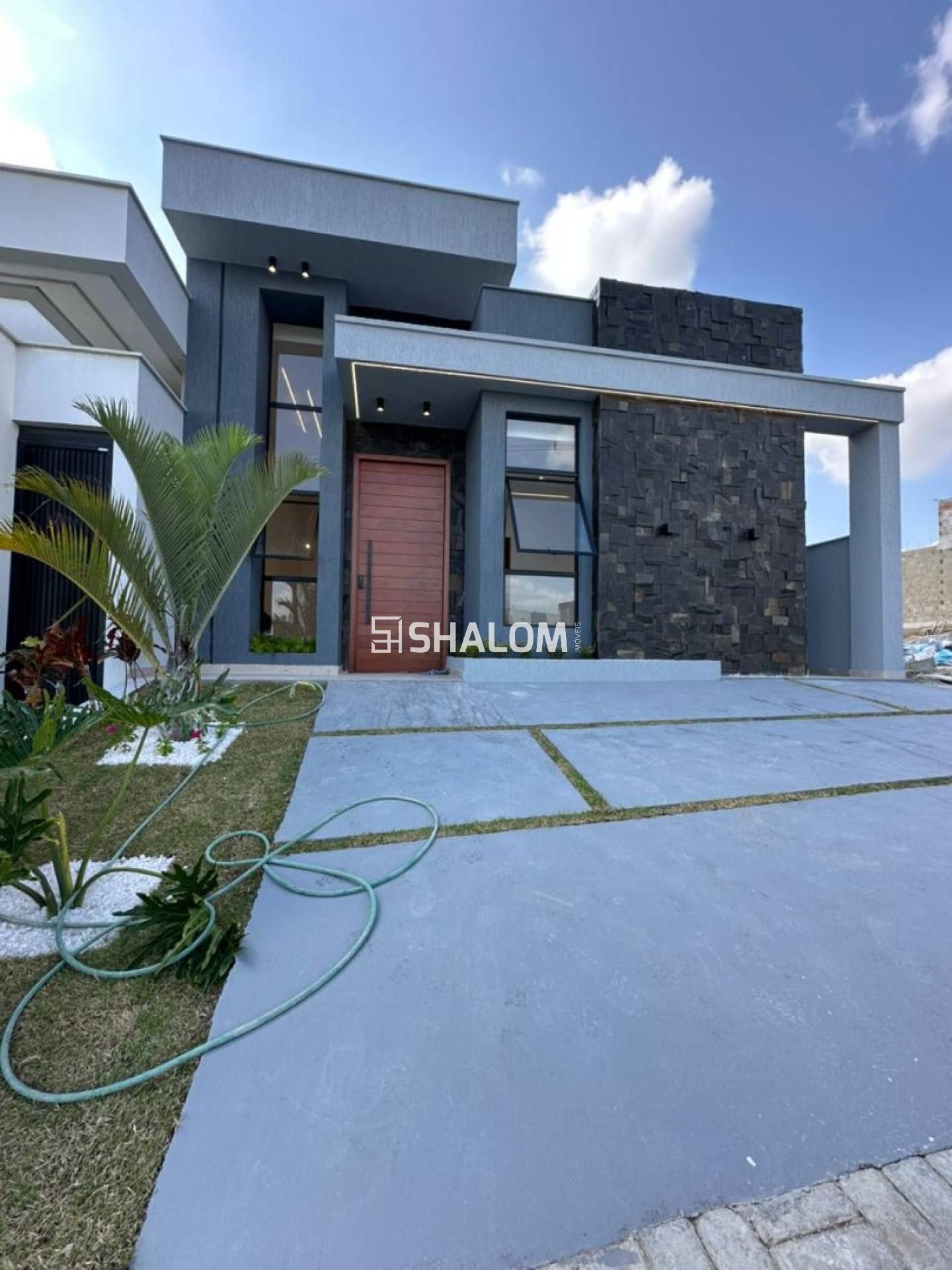 Casa Térrea para Vender com 3 quartos sendo 1 suíte no Ecoville Residence Privê em Campina Grande - PB