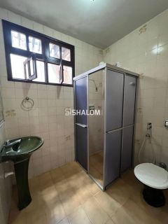 Casa para Alugar com 2 suítes sendo 1 suíte master no Centro em Campina Grande - PB