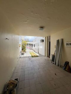 Casa para Alugar com 2 suítes sendo 1 suíte master no Centro em Campina Grande - PB