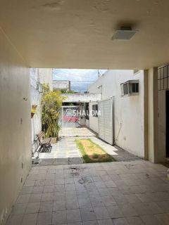 Casa para Alugar com 2 suítes sendo 1 suíte master no Centro em Campina Grande - PB