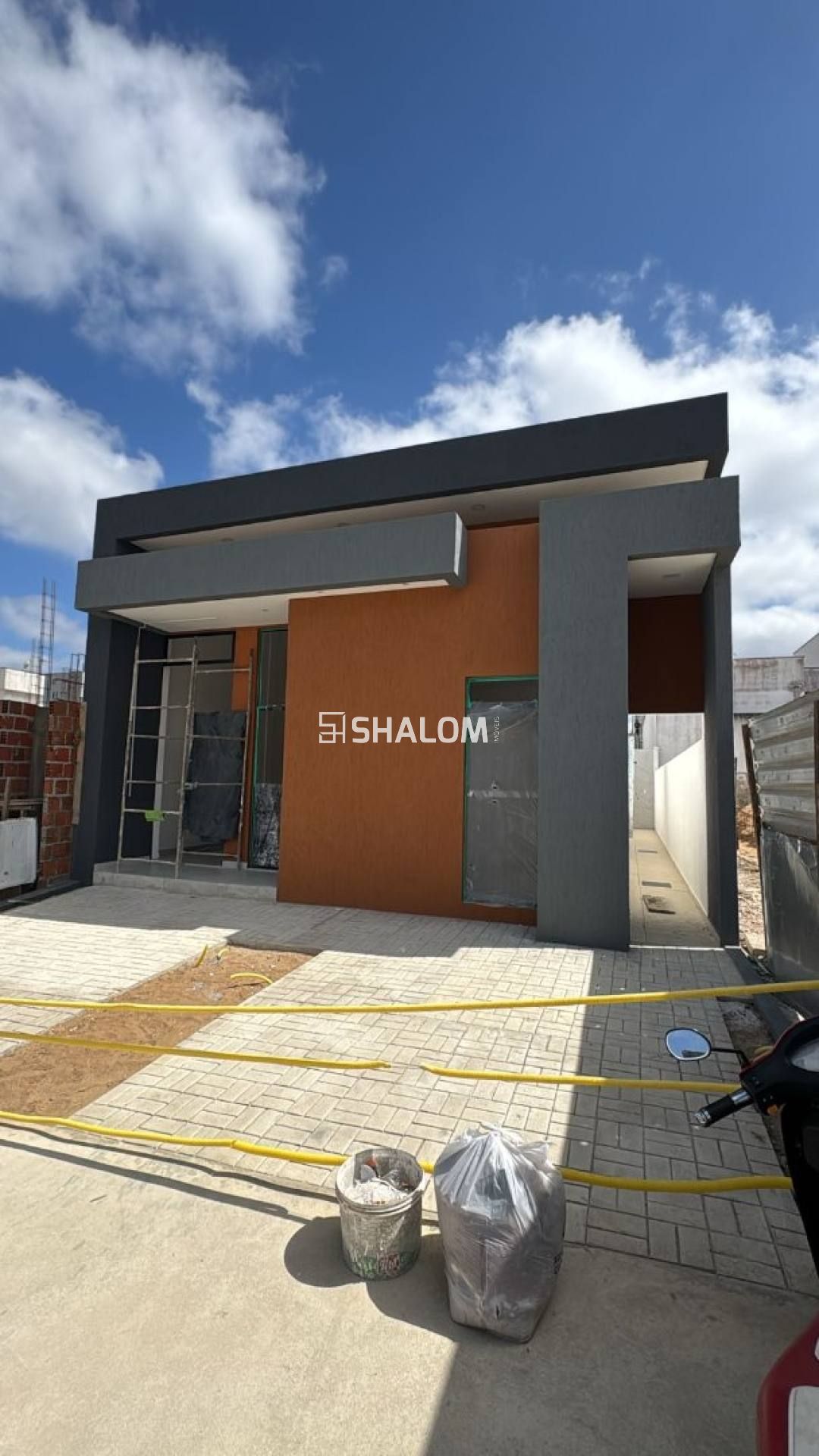 Casa para Vender com 3 quartos sendo 1 suíte no Parkville Residence Privê nas Malvinas em Campina Grande - PB